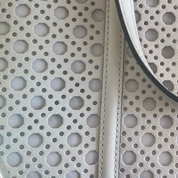 Kate Spade White Top Handle Handbag-New Without Tags - Picture 4 of 7